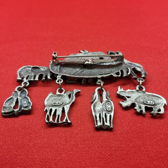 Vintage JJ Signed Brooch Pin Pewter Noahs Ark Dangling Animals Pairs Charms - Picture 12 of 12
